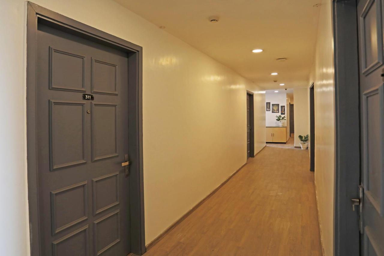 Hotel Yellow Chilli Britannia Chowk- Couple Friendly Local Id Accepted Νέο Δελχί Εξωτερικό φωτογραφία